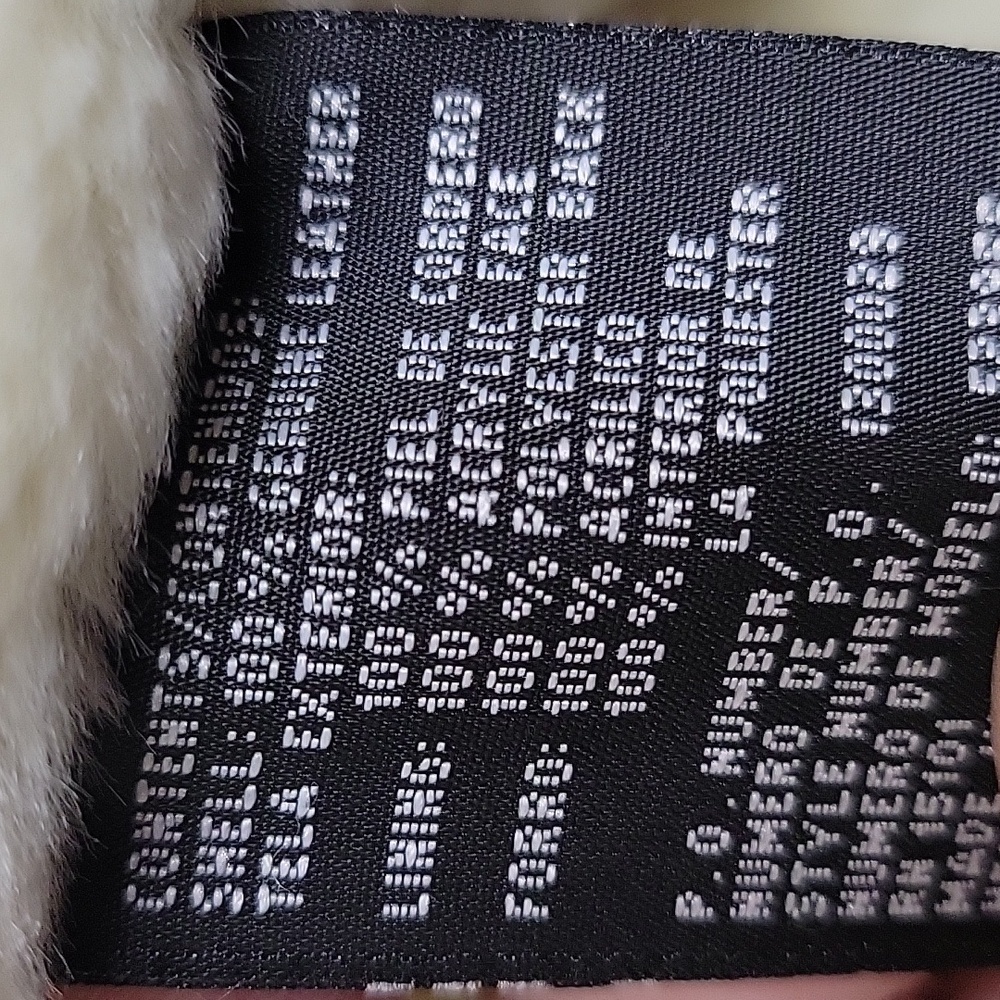 Leather Size XL winter Coat.  Faux Fur Lined Zip-Up Jacket With a HOOD!!! NWOT - Picture 5 of 6